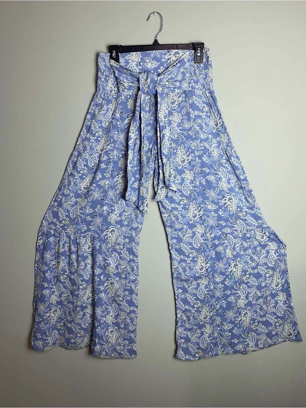Rewash Blue and White Paisley Wide-Leg Pants with Tie Waist